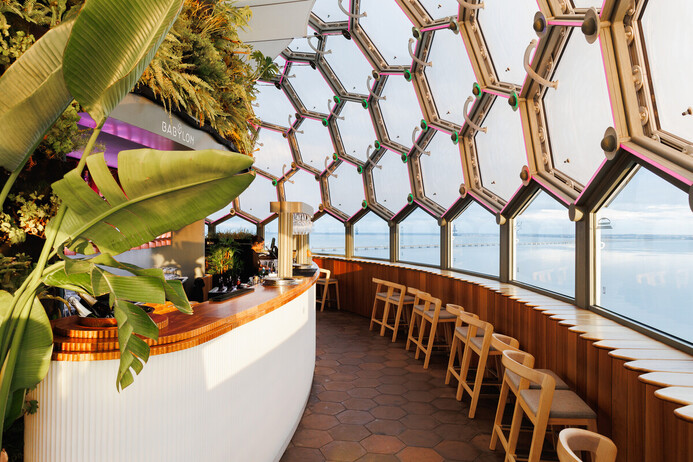 Miradouro & Rooftop Bar